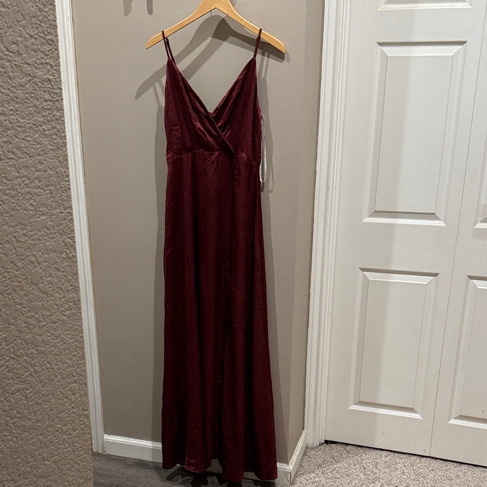 Lulu's Burgundy Maxi Dress
